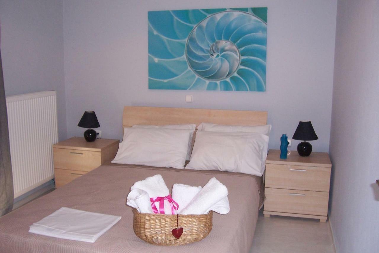 Christina'S House Apartment Nea Iraklitsa Екстериор снимка