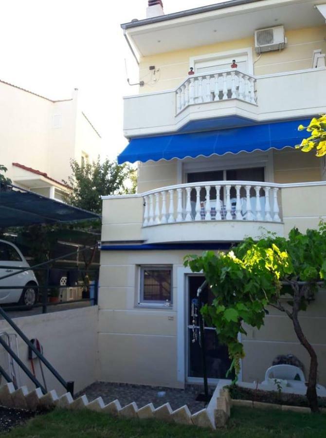 Christina'S House Apartment Nea Iraklitsa Екстериор снимка